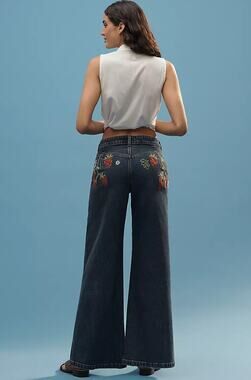 ANTHROPOLOGIE x MAEVE High Rise Wide Leg Jeans Embroidered Strawberry Sz 26 {F5}